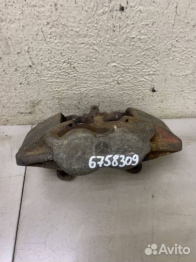 Суппорт передний левый Mercedes W124 E