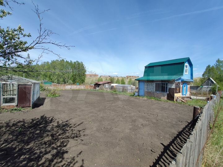 Дача 40 м² на участке 6 сот.