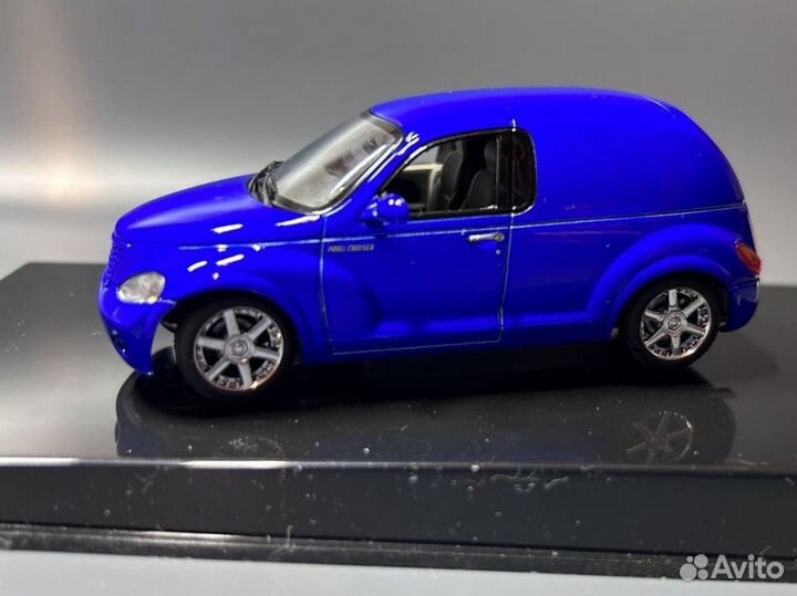 Модель автомобиля Chrysler PT Cruiser AutoArt