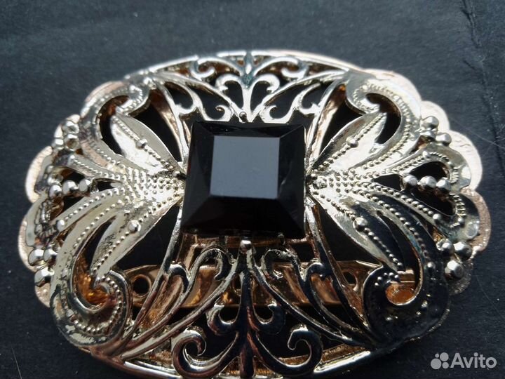 Броши большие (новые)