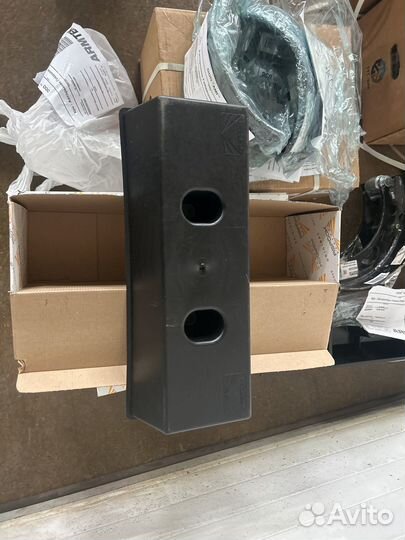 Крышка заднего фонаря schmitz универсальная