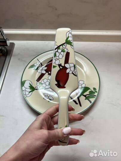 Тарелка и лопатка керамика для торта или салата