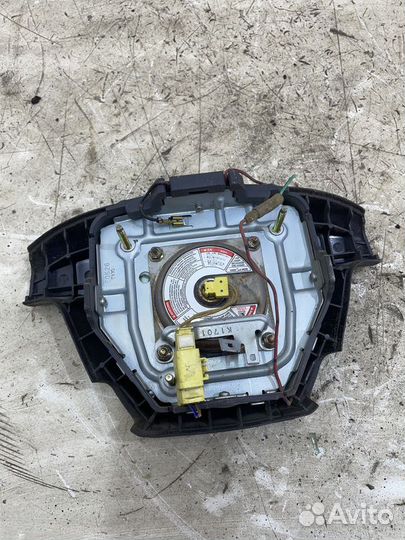 Подушка безопасности в рулевое колесо Mitsubishi L