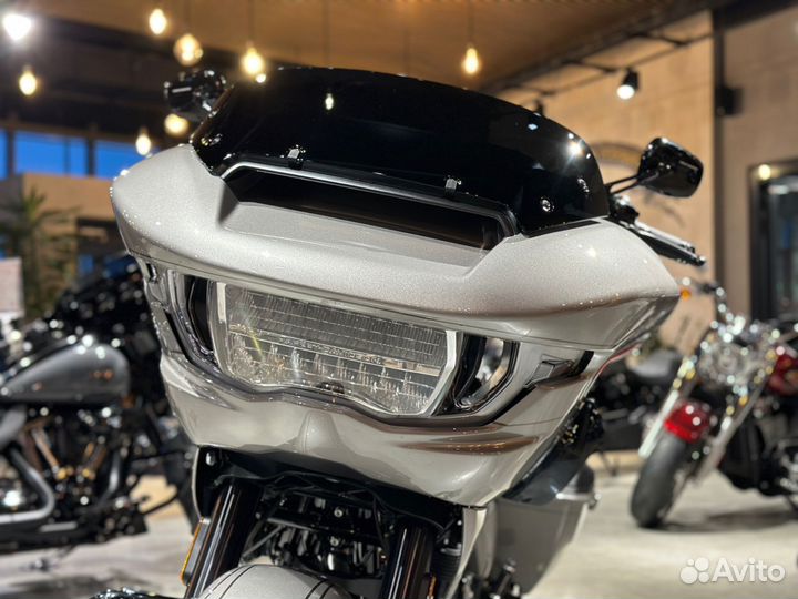Harley-Davidson CVO Road Glide 2023