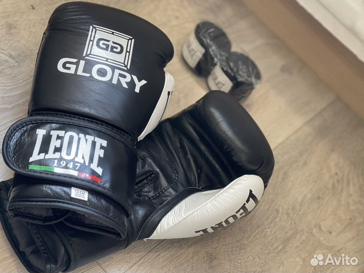 Боксерские перчатки leone Кожаные