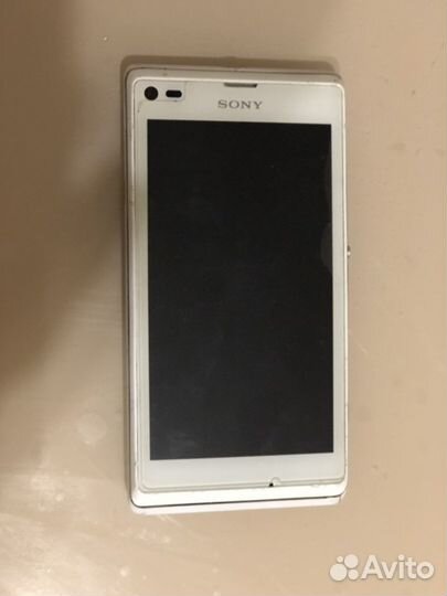 Samsung Galaxy Win GT-I8552, 8 ГБ