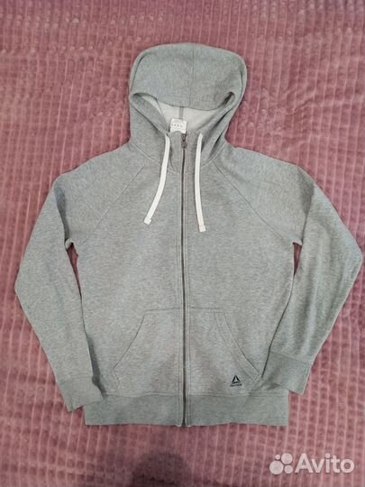 Серое зип худи reebok