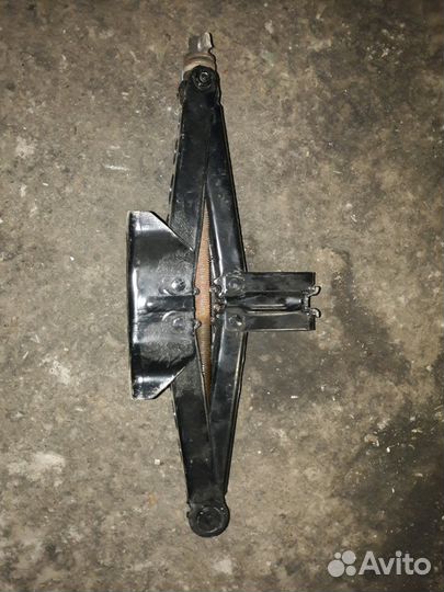 Вольво хс 60 хс 70 домкрат