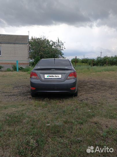 Hyundai Solaris 1.6 AT, 2011, 185 500 км