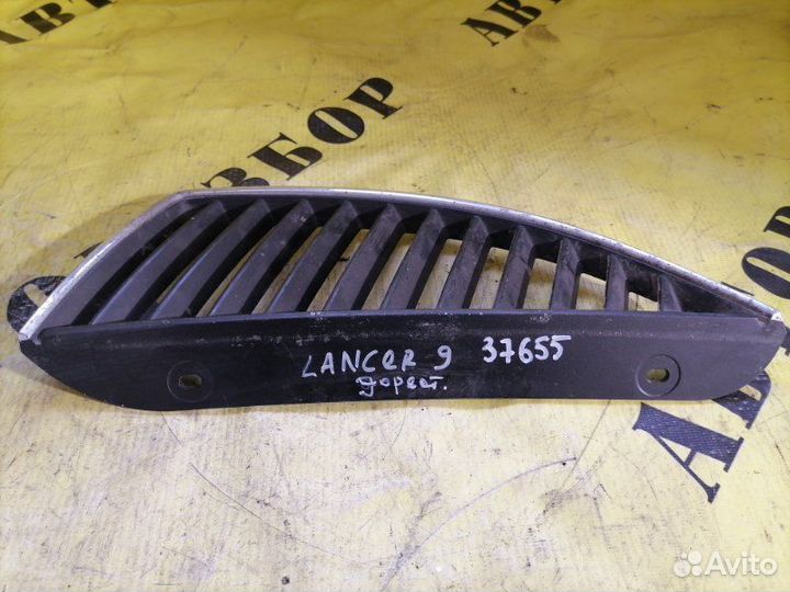 Решетка радиатора Mitsubishi Lancer 9 2003-2006