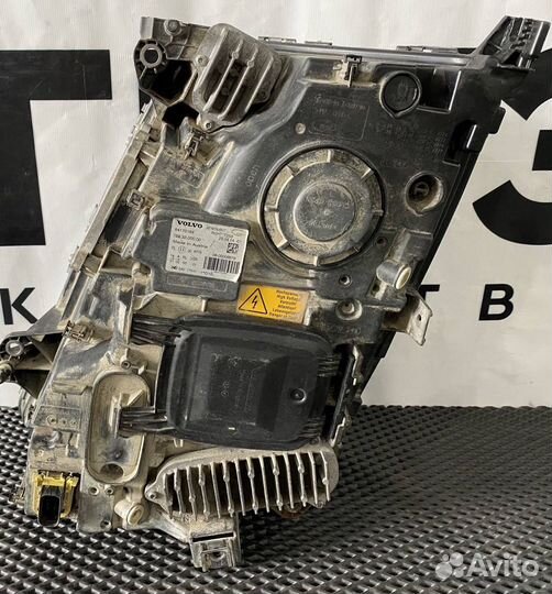 Фара правая Volvo FMX 84170184