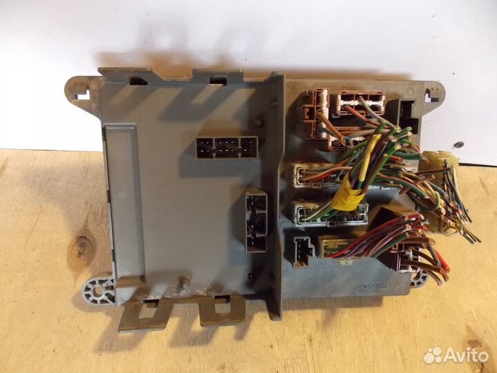 Блок предохранителей Land Rover Freelander 1