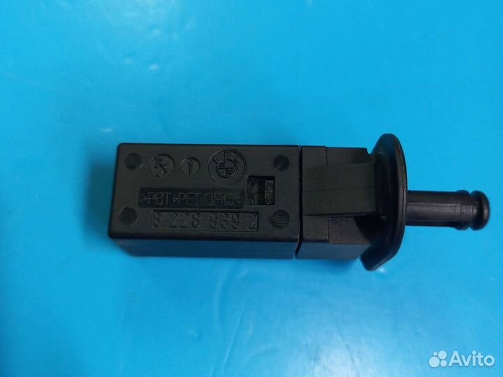 Концевик лючка бензобанка F02 BMW