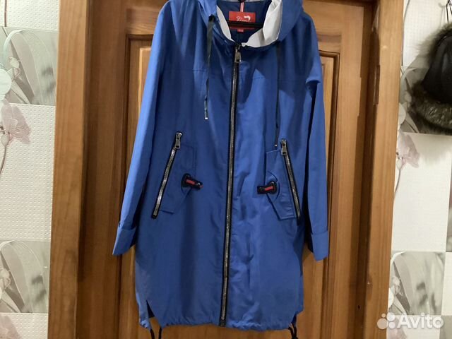 Плащ женский новый синий