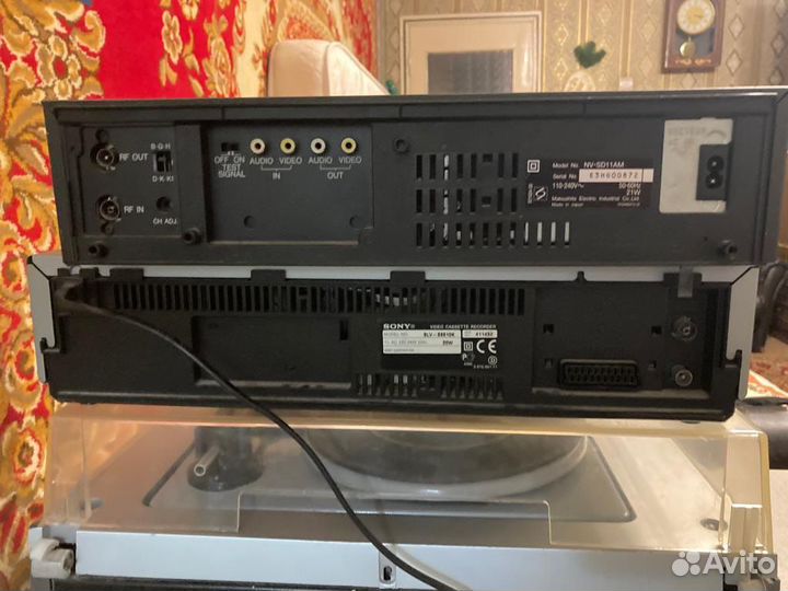 Видеомагнитофон