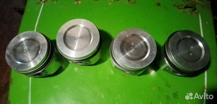 Поршня ваз 21011