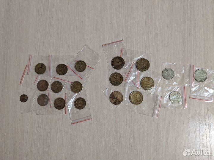 Купюры и Монеты Юбилейные и оборотные