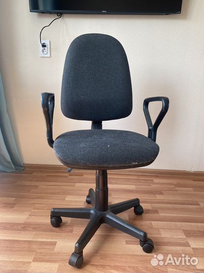 Компьютерный стул