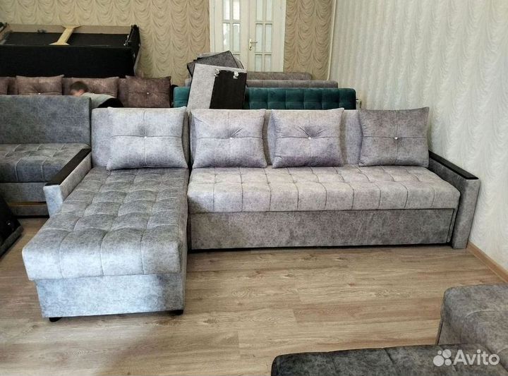 Диван угловой на заказ не б/у