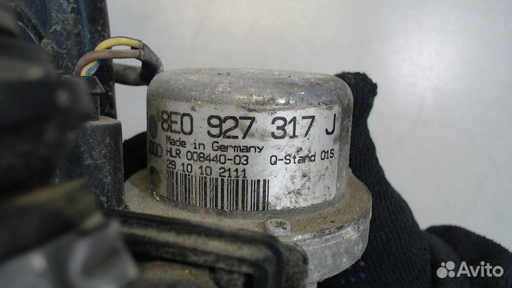 Насос вакуумный Audi A8 (D4), 2011