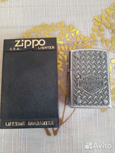 Зажигалка бензиновая zippo