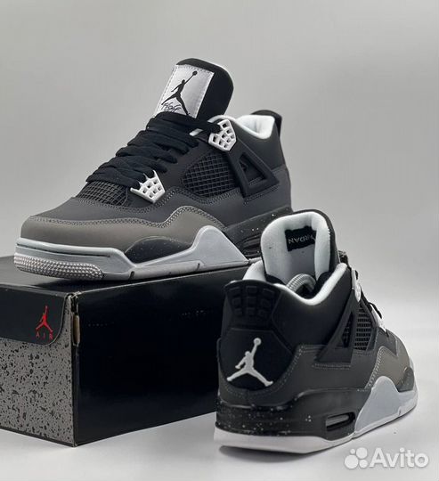 Nike Air Jordan 4 Retro