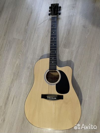 Гитара акустическая