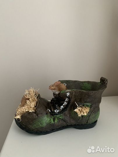 Кашпо с зайцами