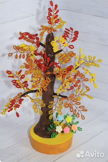 Деревья из бисера