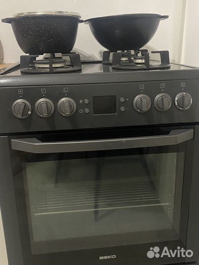 Газовая плита с электрической духовкой