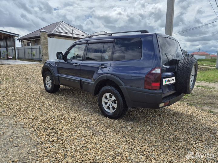 Mitsubishi Pajero 3.2 AT, 2006, 275 000 км