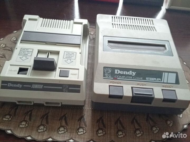 Игровая приставка dendy из 90 х