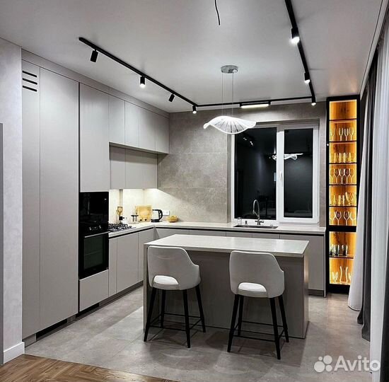 Кухонный гарнитур угловой в потолок