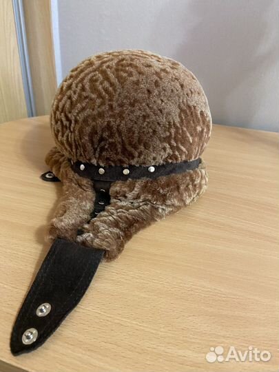 Шапка женская мутон