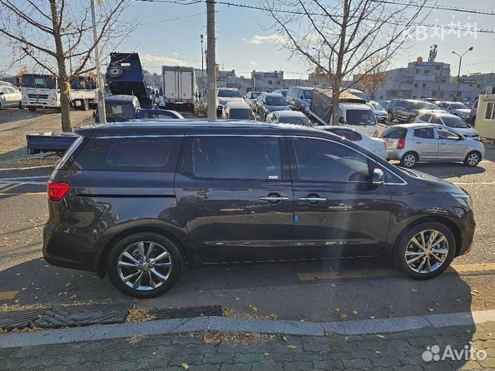 Kia Carnival 2.2 AT, 2019, 38 000 км