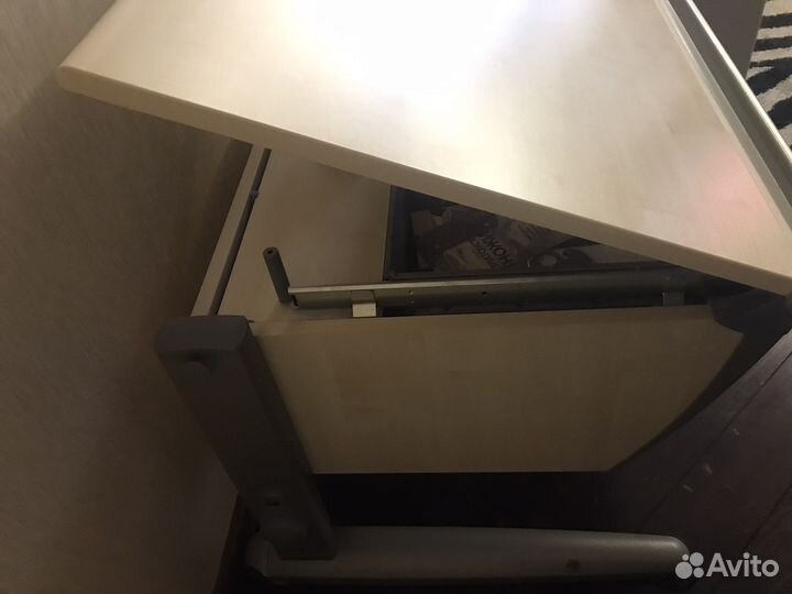 Стол парта runner compact moll