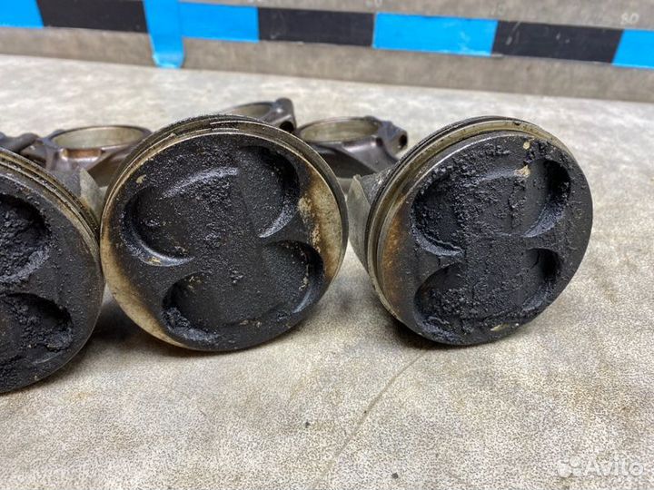 Поршень с шатуном Лада Приора 1.6 21126 2010