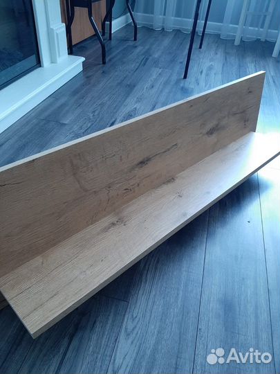 Настенные полки