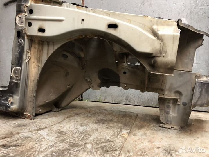 Четверть передняя правая Renault Duster