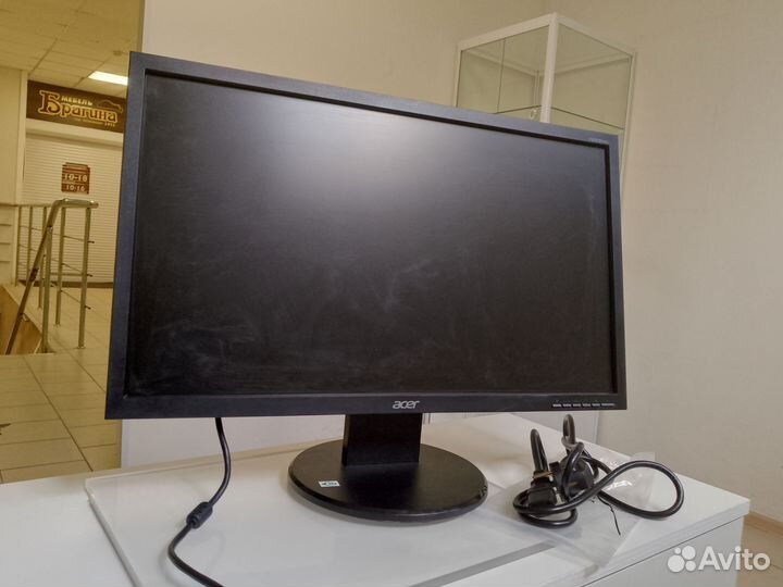 Монитор Acer 22 дюйма