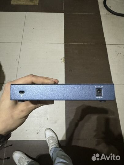 Коммутатор TP-link TL-SG108