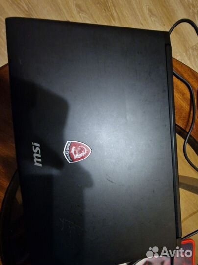 Ноутбук msi gp62 7RD Leonard