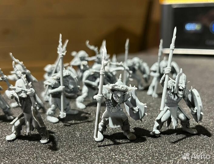 Игровые фигурки гоблины 40 шт