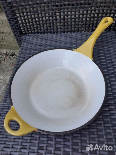 Чугунная сковорода