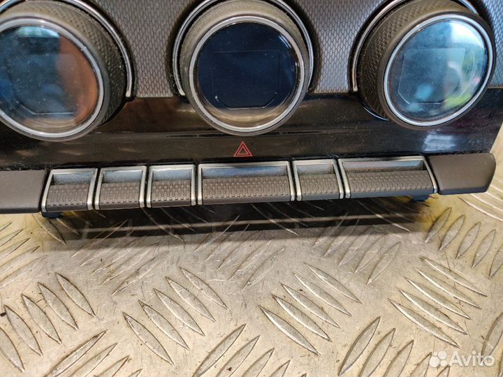 Блок управления климат-контролем Jaguar F-Type