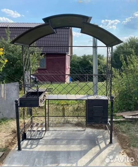 Кованый мангал с крышей / С печкой