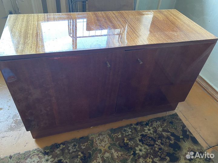 Тумба под телевизор СССР