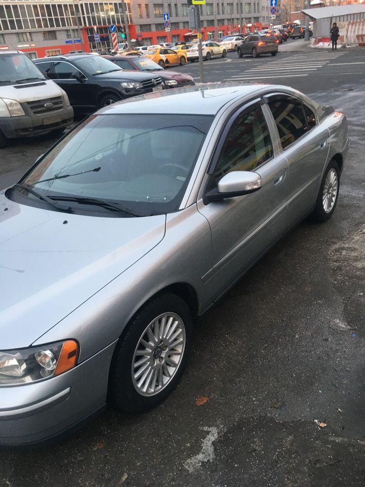 Volvo S60: фото владельца
