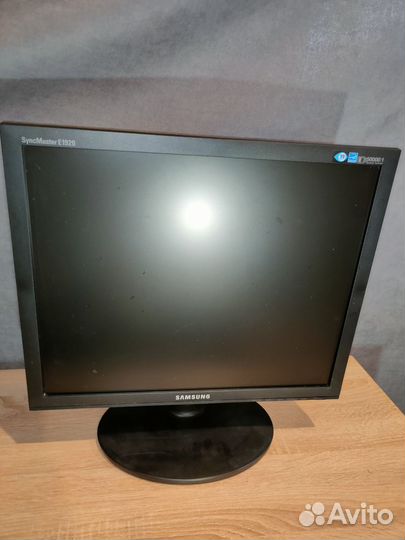 Монитор samsung syncmaster