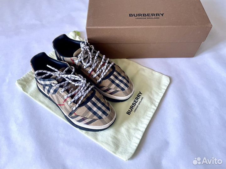 Кроссовки женские burberry 35